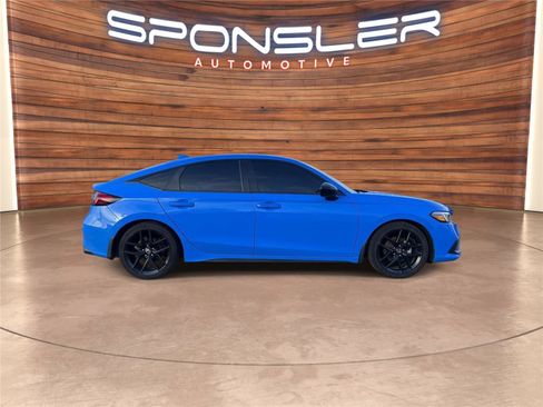 Used 2022 Honda Civic Sport image 6