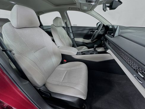 Certified 2023 Honda Accord EX image 27