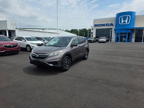 Used 2016 Honda CR-V SE image 7
