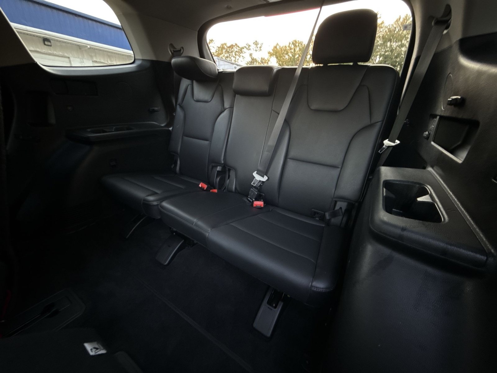 Used 2022 Kia Telluride EX w/ EX Premium Package FWD image 34