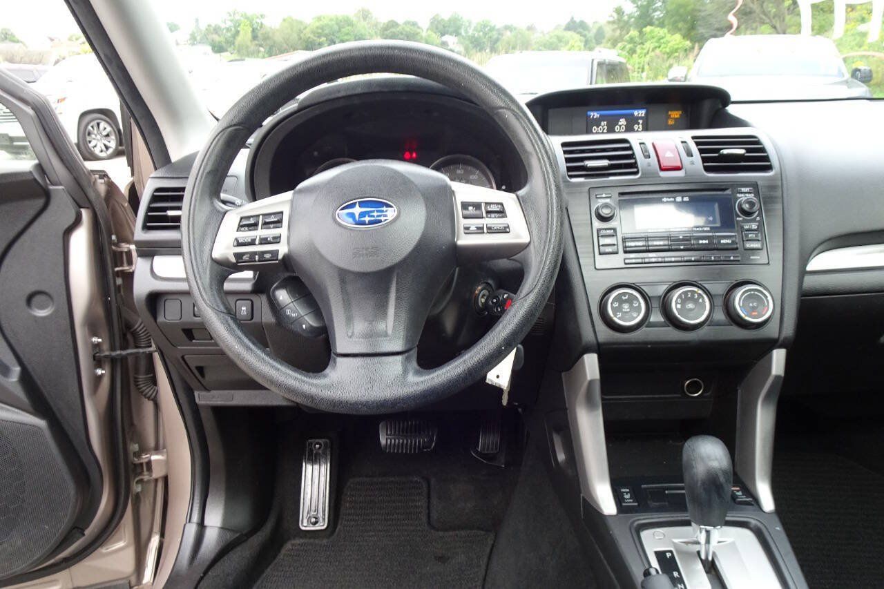 Used 2015 Subaru Forester 2.5i Premium AWD/4WD image 18