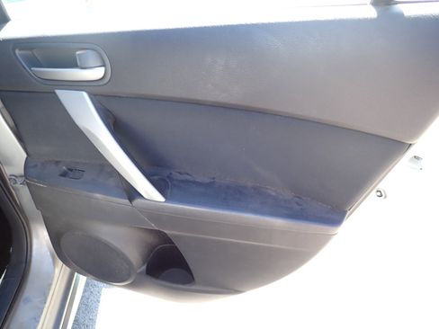 Used 2010 MAZDA MAZDA3 s Sport image 24