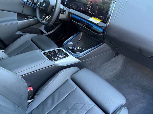 Used 2025 BMW X3 xDrive30i w/ M Sport Package image 19