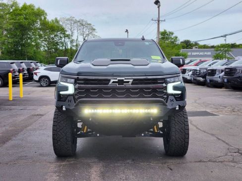 New 2026 Chevrolet Silverado 1500 ZR2 w/ Dark Appearance Package AWD/4WD image 8