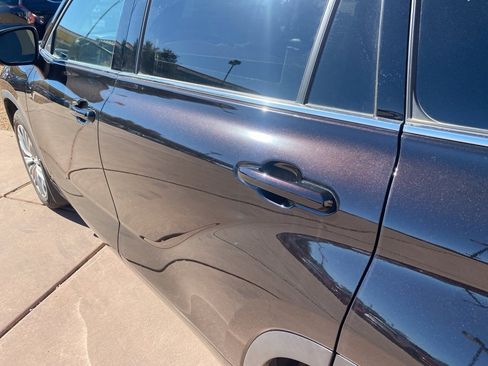 Used 2022 Toyota Highlander Platinum image 17