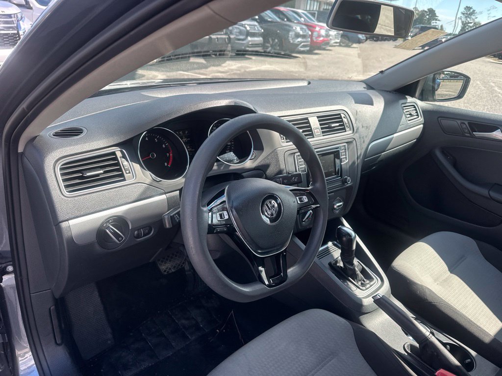 Used 2017 Volkswagen Jetta S FWD image 13