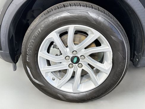 Used 2019 Land Rover Discovery Sport HSE AWD/4WD image 37