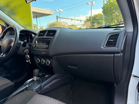 Used 2017 Mitsubishi Outlander Sport ES image 24