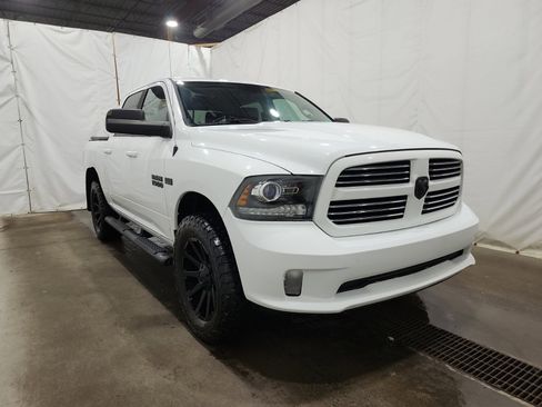 Used 2017 RAM 1500 Sport image 5