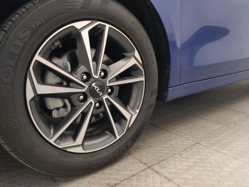 Used 2024 Kia Forte LXS FWD image 31