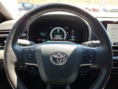 Certified 2025 Toyota Camry XLE AWD/4WD image 18