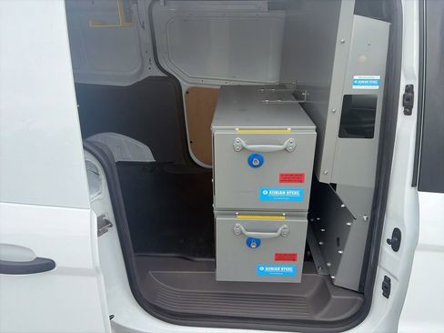 Certified 2020 Ford Transit Connect XL FWD image 33