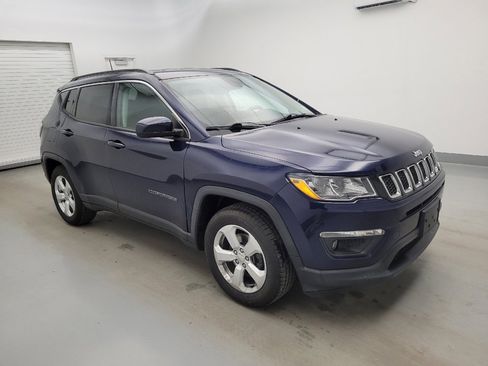 Used 2018 Jeep Compass Latitude w/ Popular Equipment Group FWD image 11
