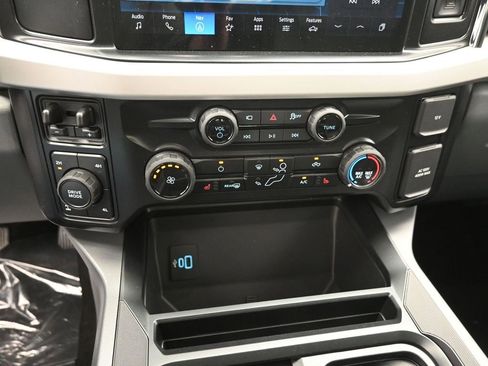 New 2026 Ford F250 XLT w/ XLT Premium Package image 9