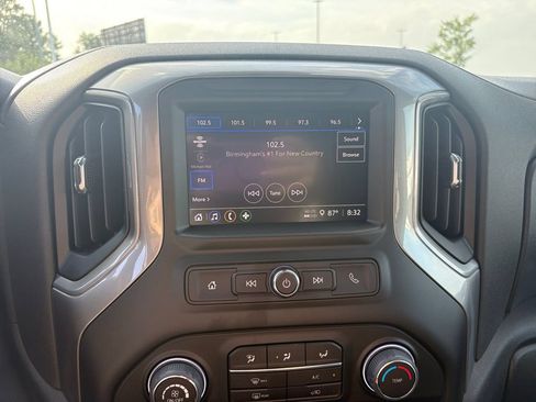 Used 2026 Chevrolet Silverado 1500 Custom Trail Boss AWD/4WD image 20