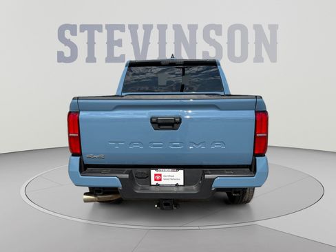 Used 2026 Toyota Tacoma SR5 AWD/4WD image 4