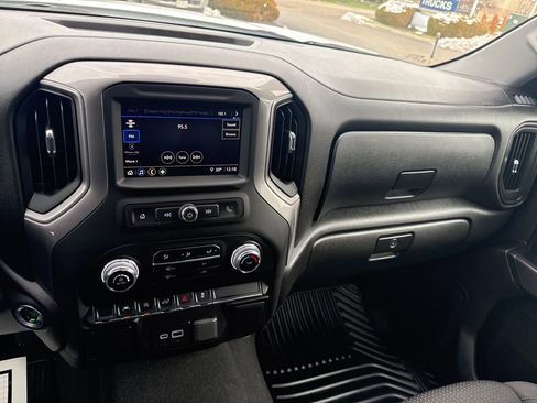 Used 2023 GMC Sierra 1500 Pro w/ Graphite Edition image 40