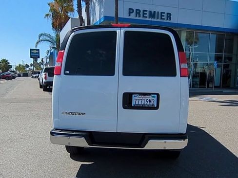 Used 2019 Chevrolet Express 2500 w/ Driver Convenience Package RWD image 7
