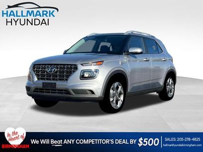 New 2025 Hyundai Venue SEL