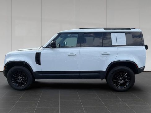 Used 2025 Land Rover Defender 110 S image 2