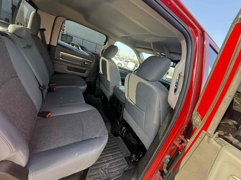Used 2017 RAM 1500 Big Horn RWD image 12