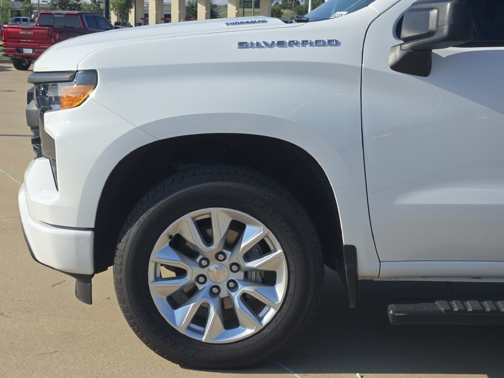 Used 2025 Chevrolet Silverado 1500 Custom AWD/4WD image 8