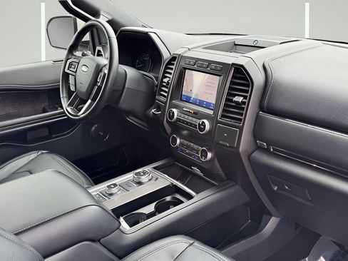 Used 2021 Ford Expedition Limited AWD/4WD image 6