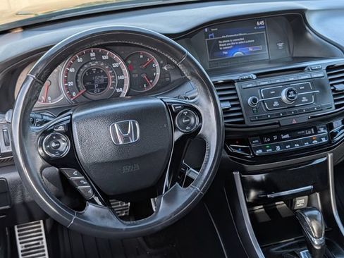 Used 2016 Honda Accord Sport image 11