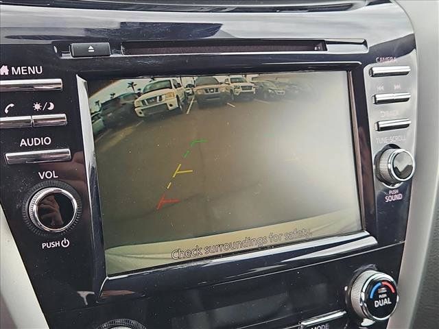 Used 2023 Nissan Murano SV w/ SV Midnight Edition Package FWD image 15