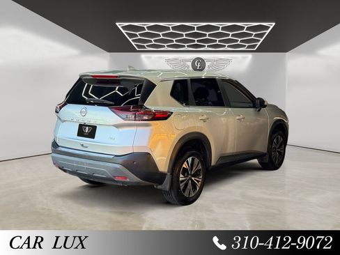Used 2023 Nissan Rogue SV FWD image 4