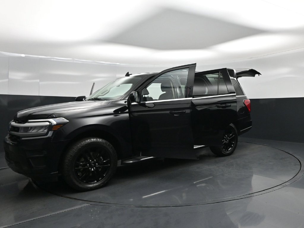Used 2022 Ford Expedition XLT RWD image 29