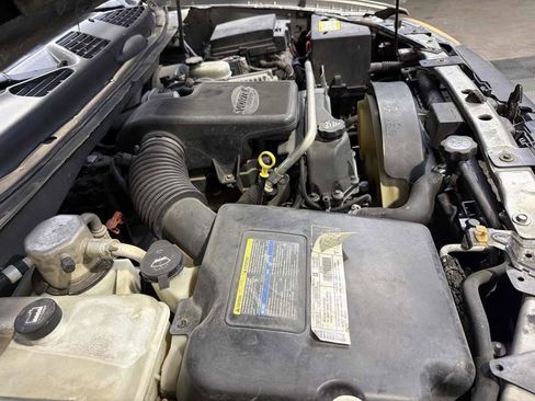 Used 2003 Chevrolet TrailBlazer LT image 28