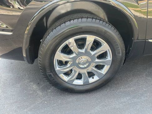 Used 2017 Buick Enclave Premium FWD image 26