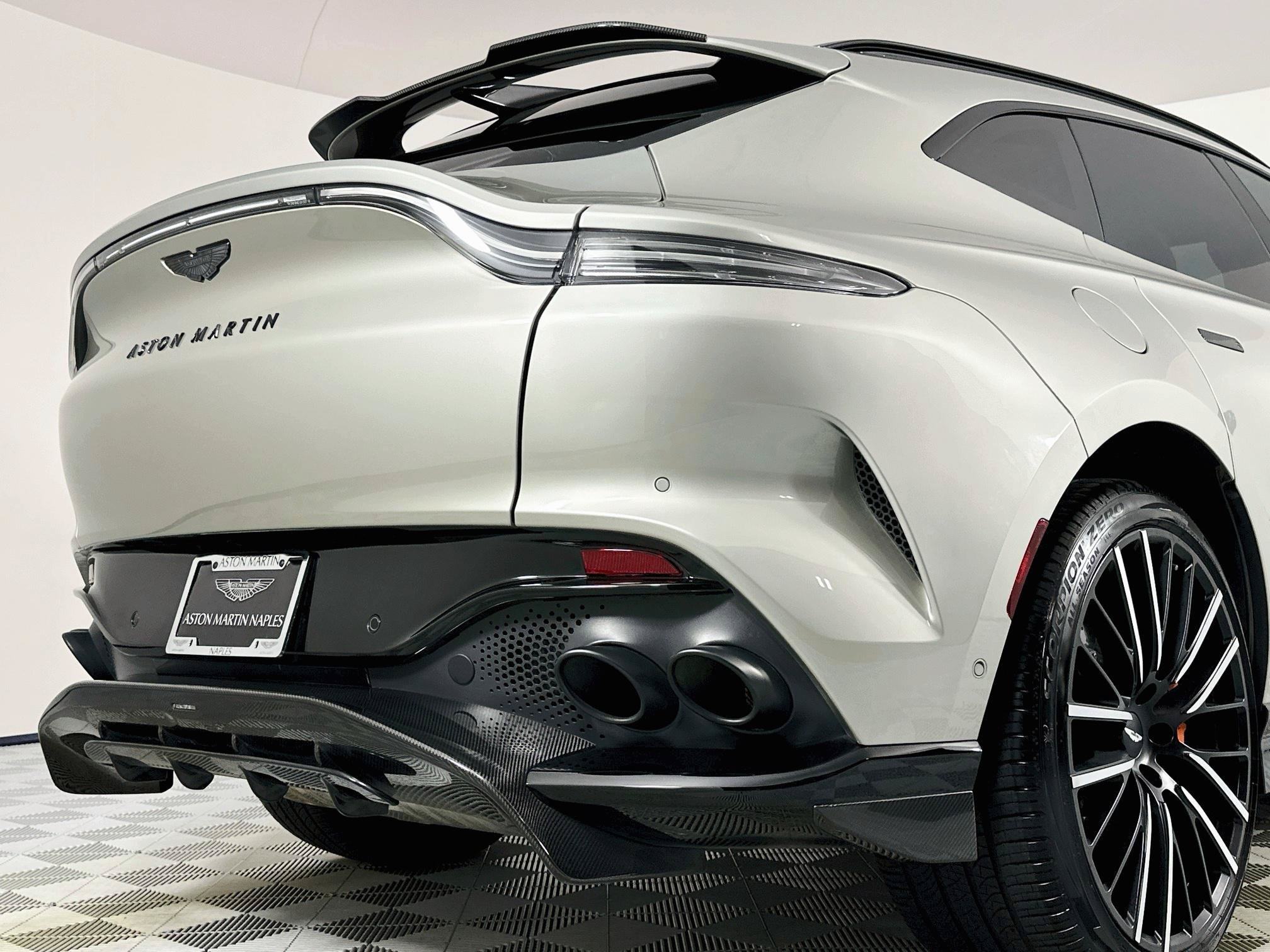 Used 2023 Aston Martin DBX 707 AWD/4WD image 36