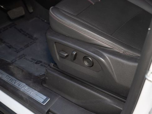 Used 2022 Chevrolet Tahoe RST w/ Sport Performance Package AWD/4WD image 22