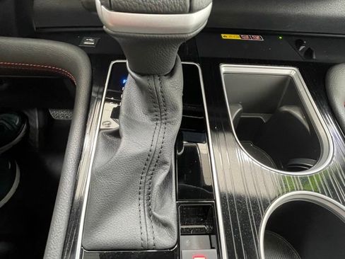 Used 2025 Toyota Sienna XSE image 23