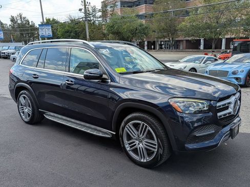 Used 2021 Mercedes-Benz GLS 450 4MATIC image 5