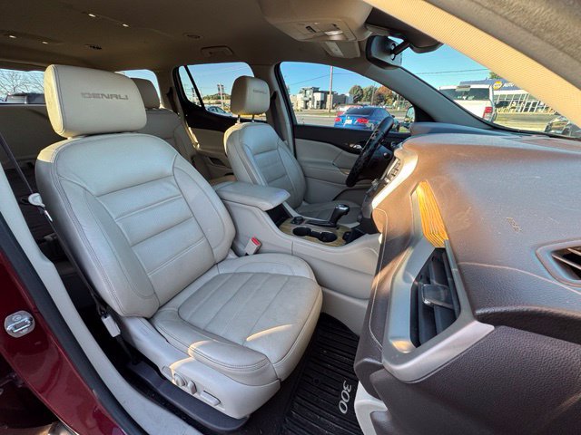 Used 2017 GMC Acadia Denali w/ Technology Package AWD/4WD image 10