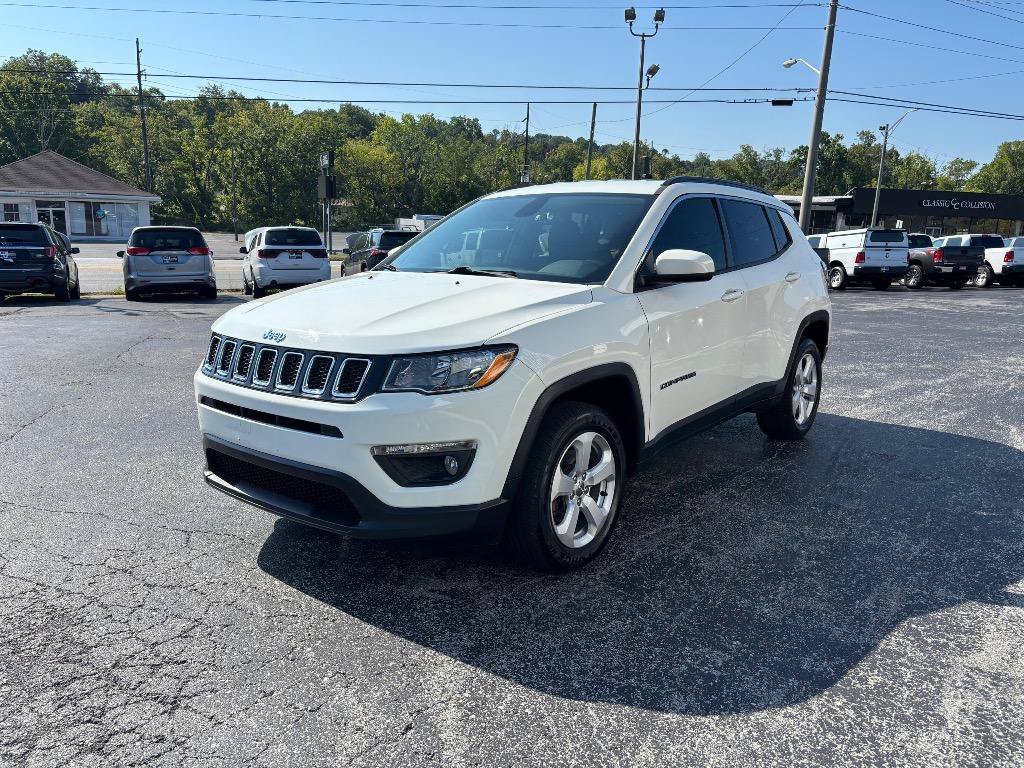 Used 2018 Jeep Compass Latitude w/ Popular Equipment Group AWD/4WD image 5
