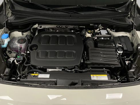 New 2026 Volkswagen Tiguan SE R-Line AWD/4WD image 11
