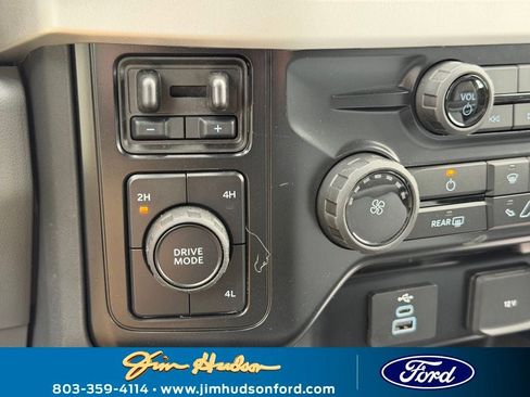 New 2026 Ford F550 4x4 Supercab Super Duty image 27