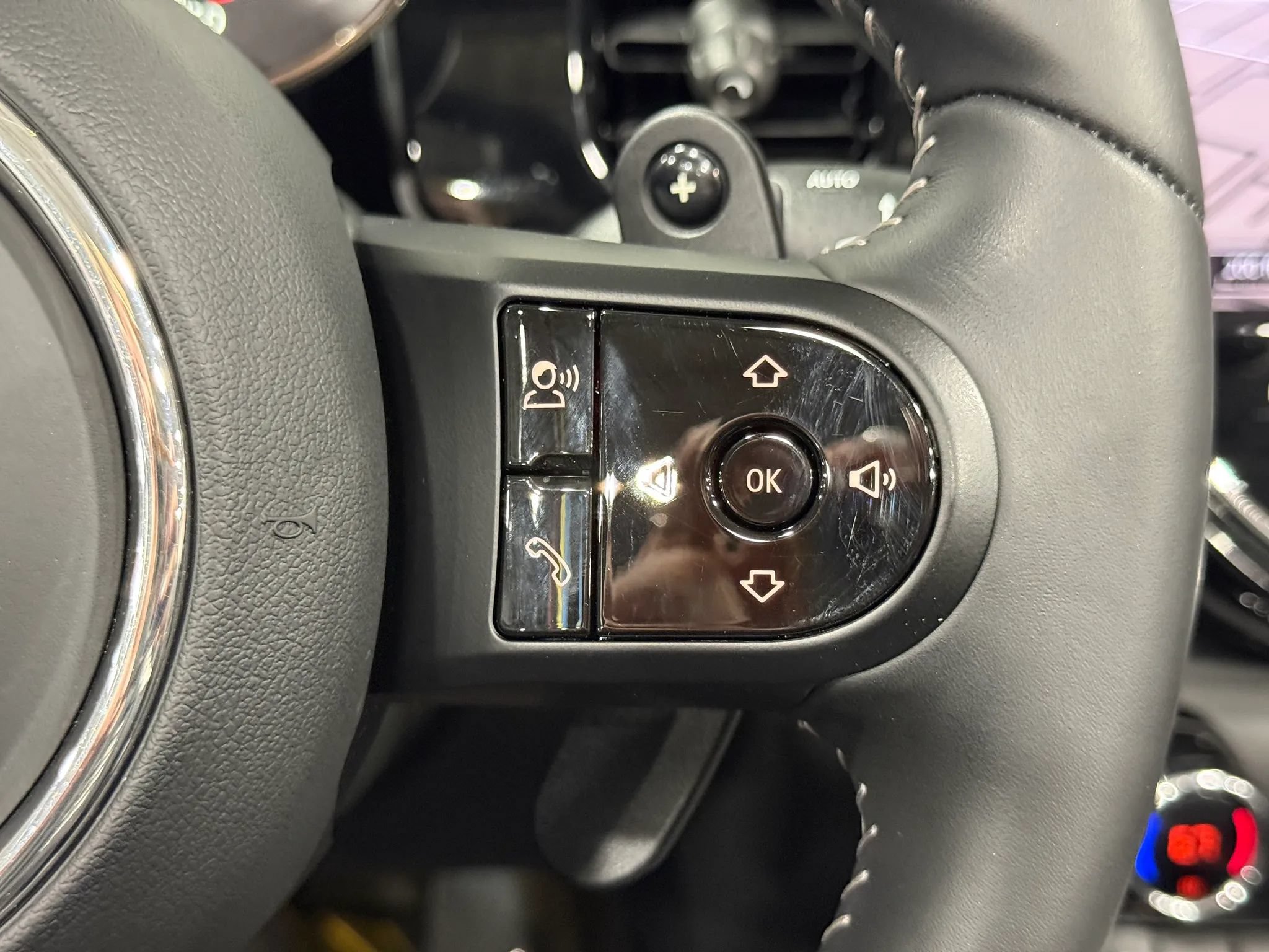 Used 2023 MINI Cooper S FWD image 27