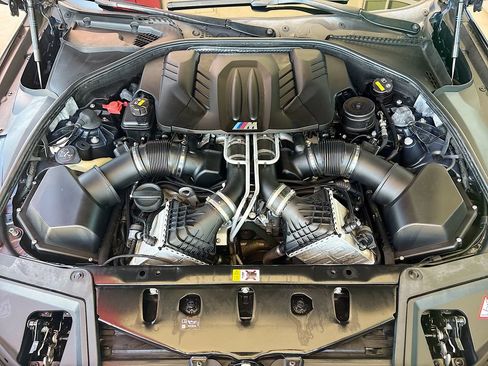 Used 2016 BMW M5 w/ Executive Package RWD image 29