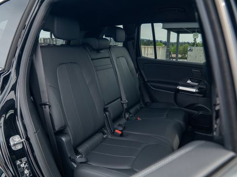 Certified 2025 Mercedes-Benz EQB 300 4MATIC image 27