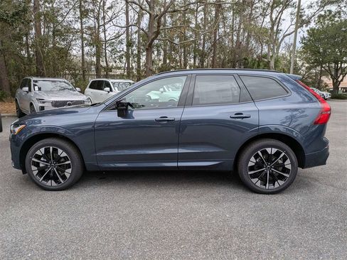 New 2026 Volvo XC60 B5 Plus w/ Protection Package Premier image 7
