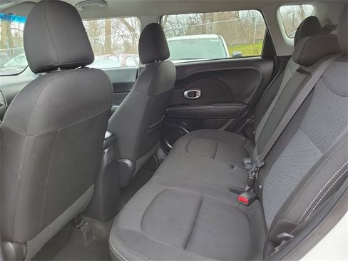 Used 2019 Kia Soul + image 22