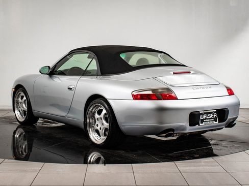 Used 2001 Porsche 911 Carrera 4 image 3