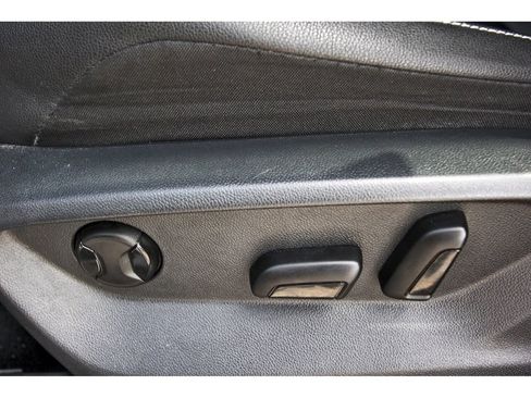 Used 2021 Volkswagen Tiguan SE R-Line FWD image 29