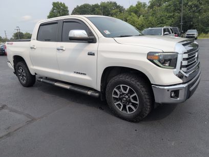 Used 2020 Toyota Tundra Limited w/ Limited Premium Package