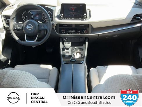 Used 2023 Nissan Rogue SV AWD/4WD image 15